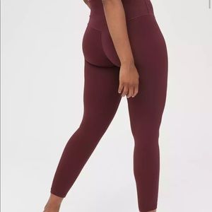 NWT Aerie Offline High-Rise 7/8 Length Leggings, Medium, color Royal Berry